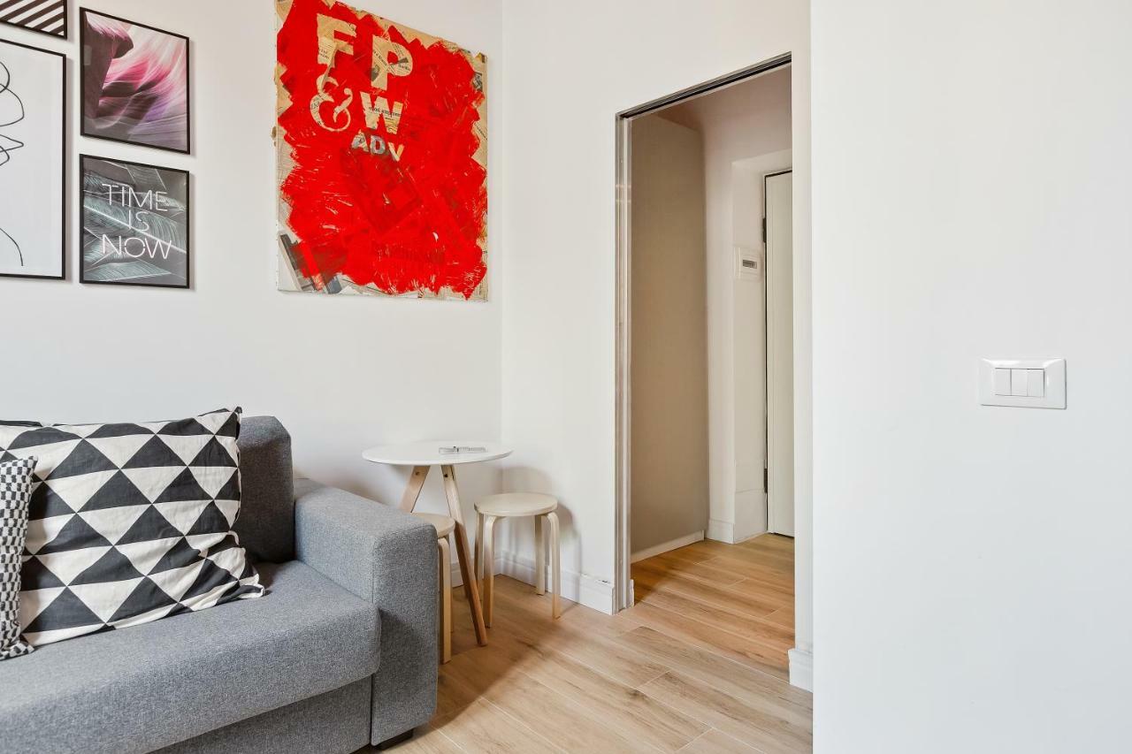 Modern And Cozy Apt In Porta Romana Milan Exterior photo